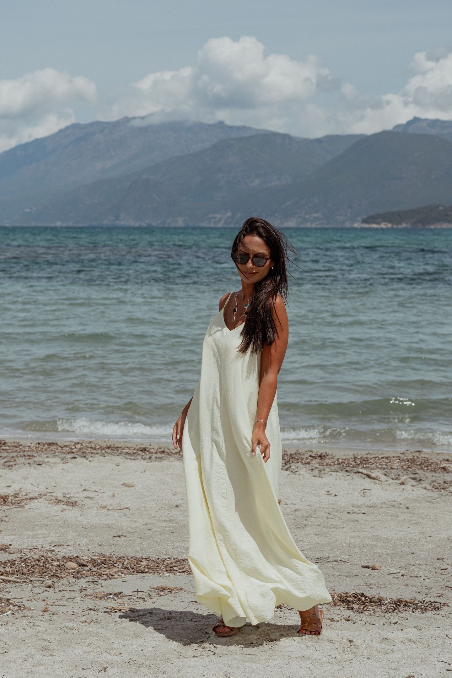 Robe dos nu