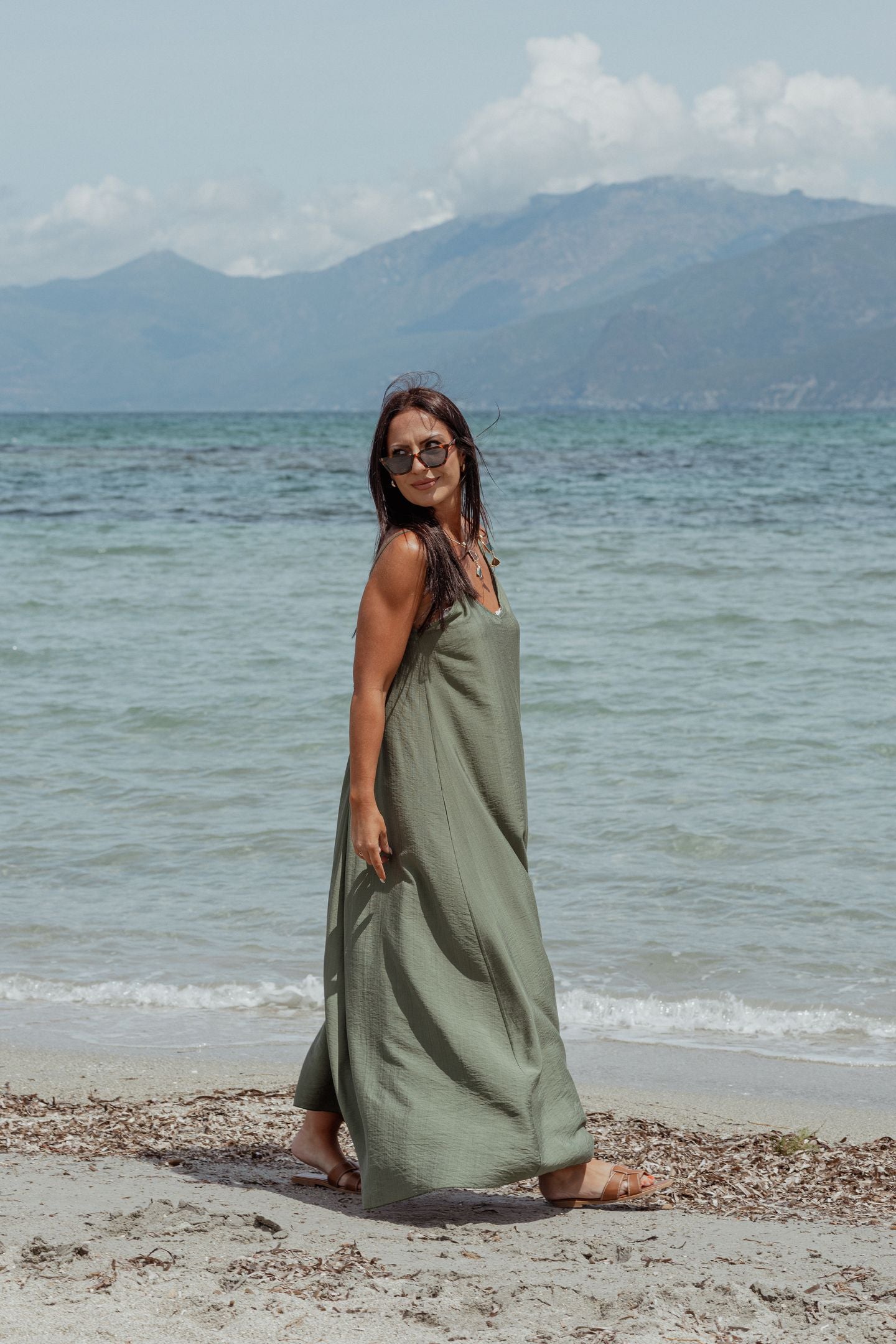 Robe dos nu