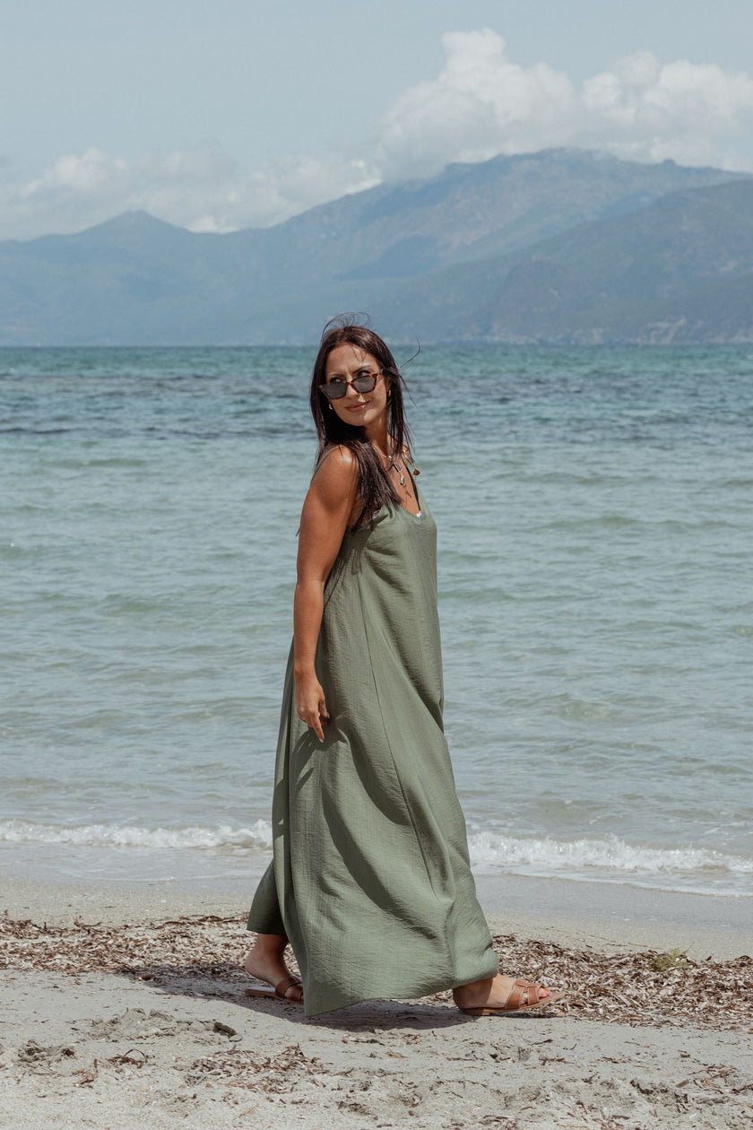 Robe dos nu